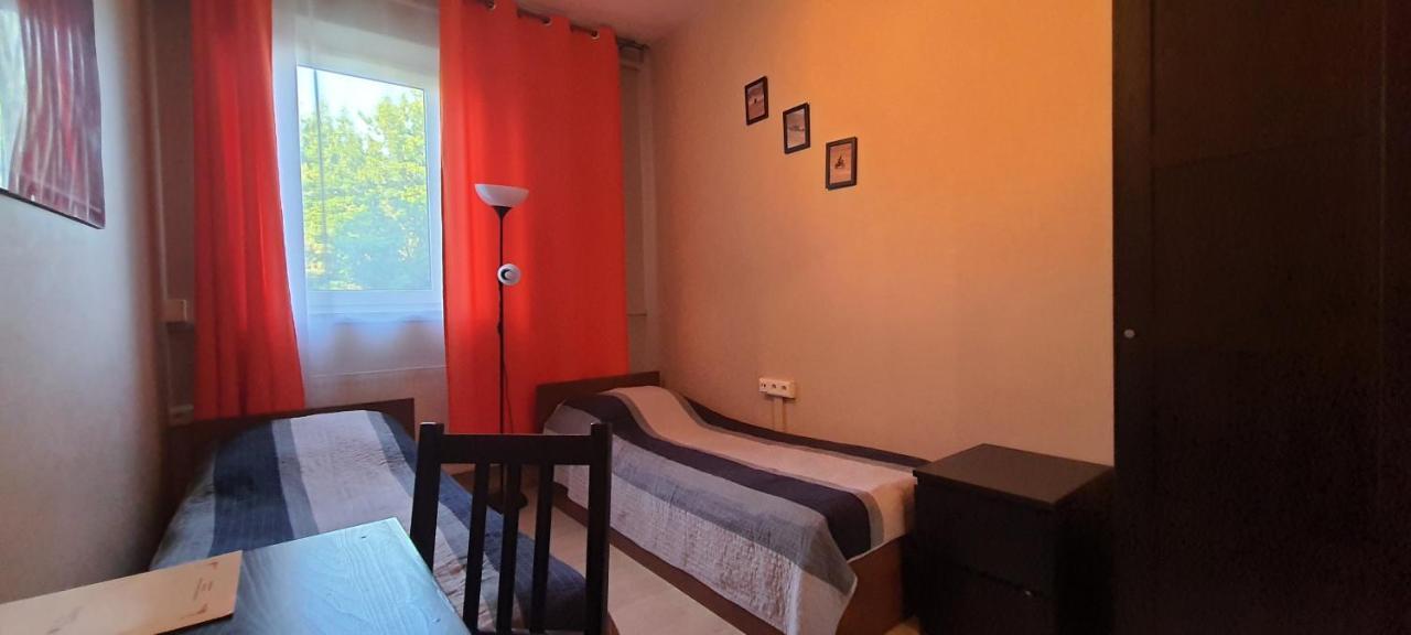 Hostel Zamosc - Pokoje Goscinne - Bezplatny Parking Exteriér fotografie