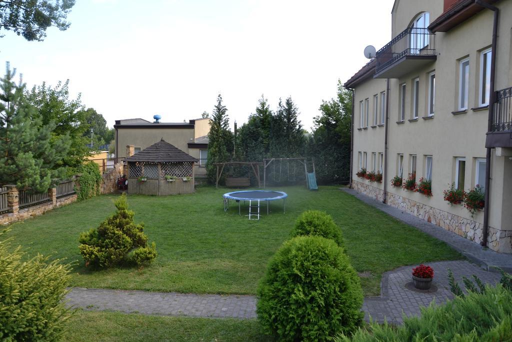 Hostel Zamosc - Pokoje Goscinne - Bezplatny Parking Exteriér fotografie