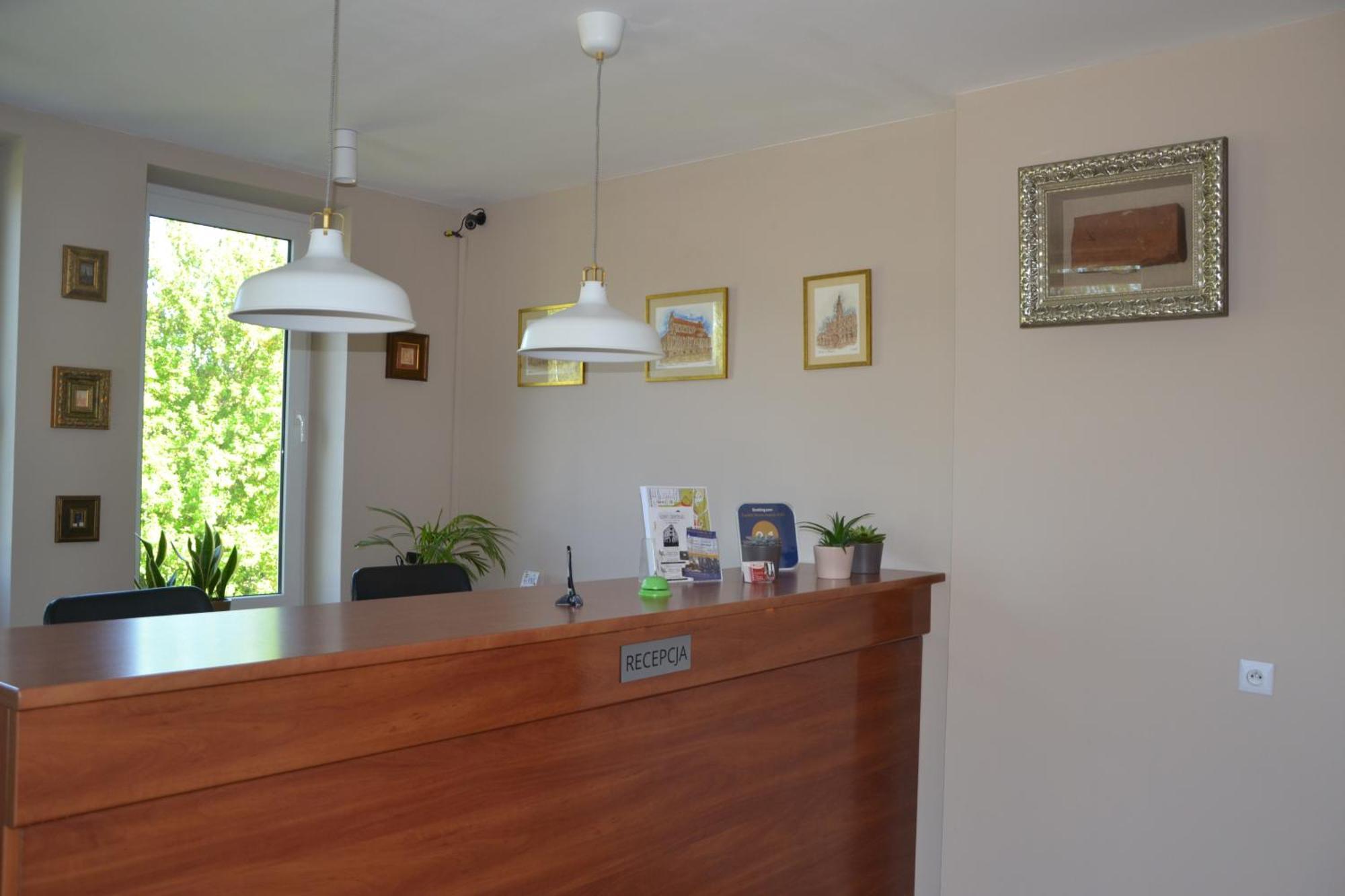 Hostel Zamosc - Pokoje Goscinne - Bezplatny Parking Exteriér fotografie