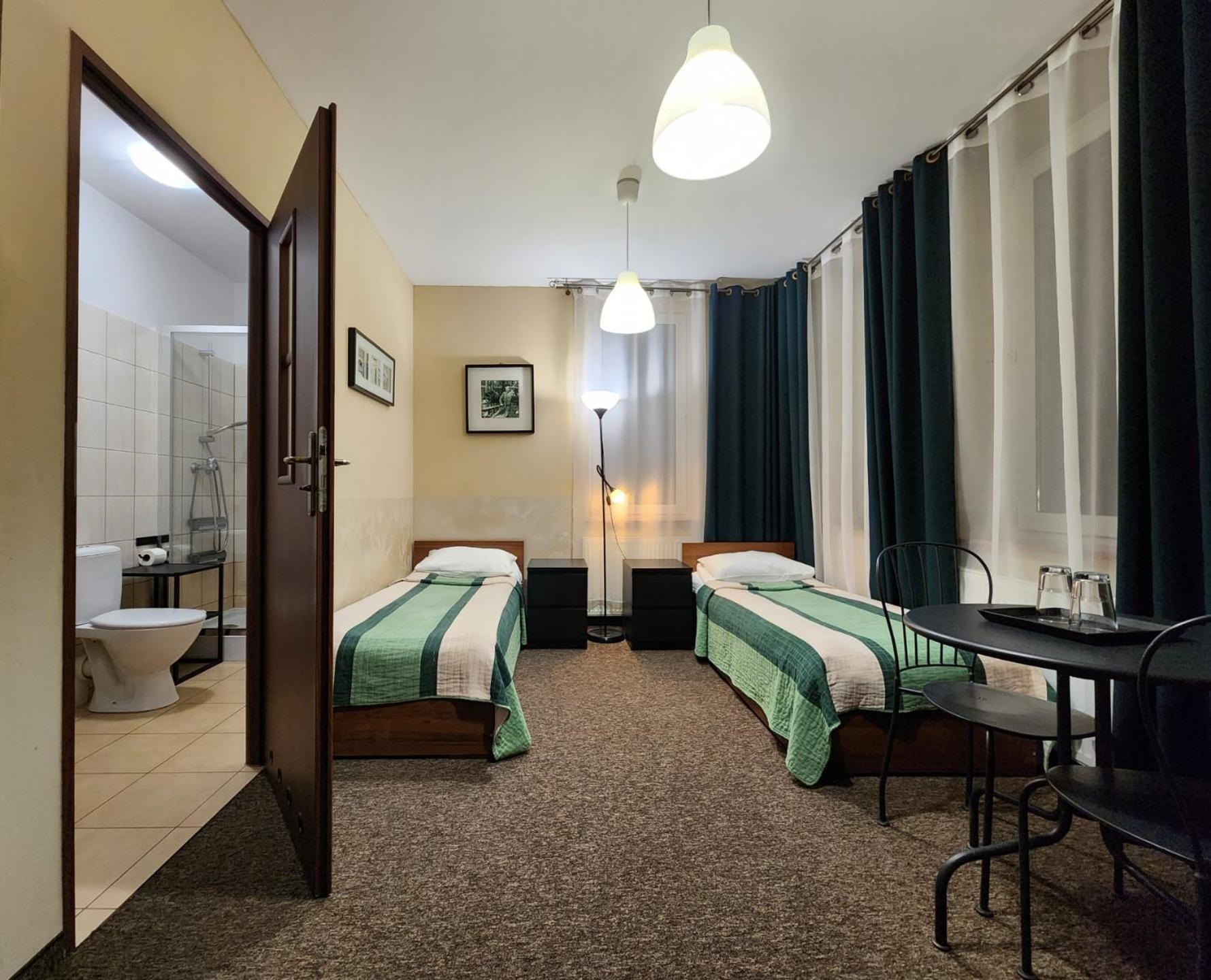 Hostel Zamosc - Pokoje Goscinne - Bezplatny Parking Exteriér fotografie