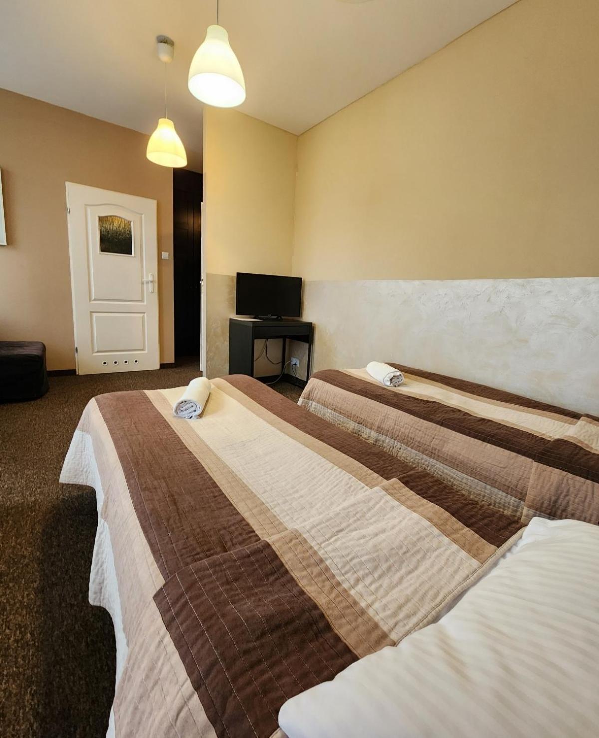 Hostel Zamosc - Pokoje Goscinne - Bezplatny Parking Exteriér fotografie
