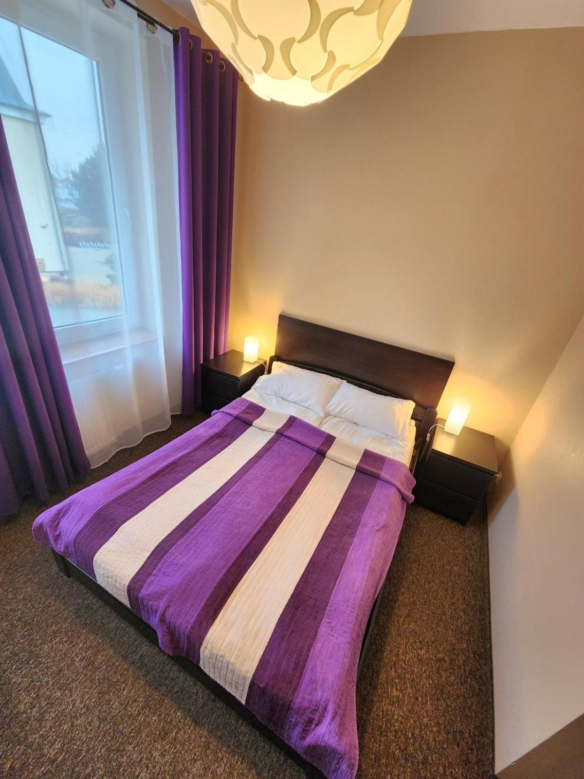 Hostel Zamosc - Pokoje Goscinne - Bezplatny Parking Exteriér fotografie
