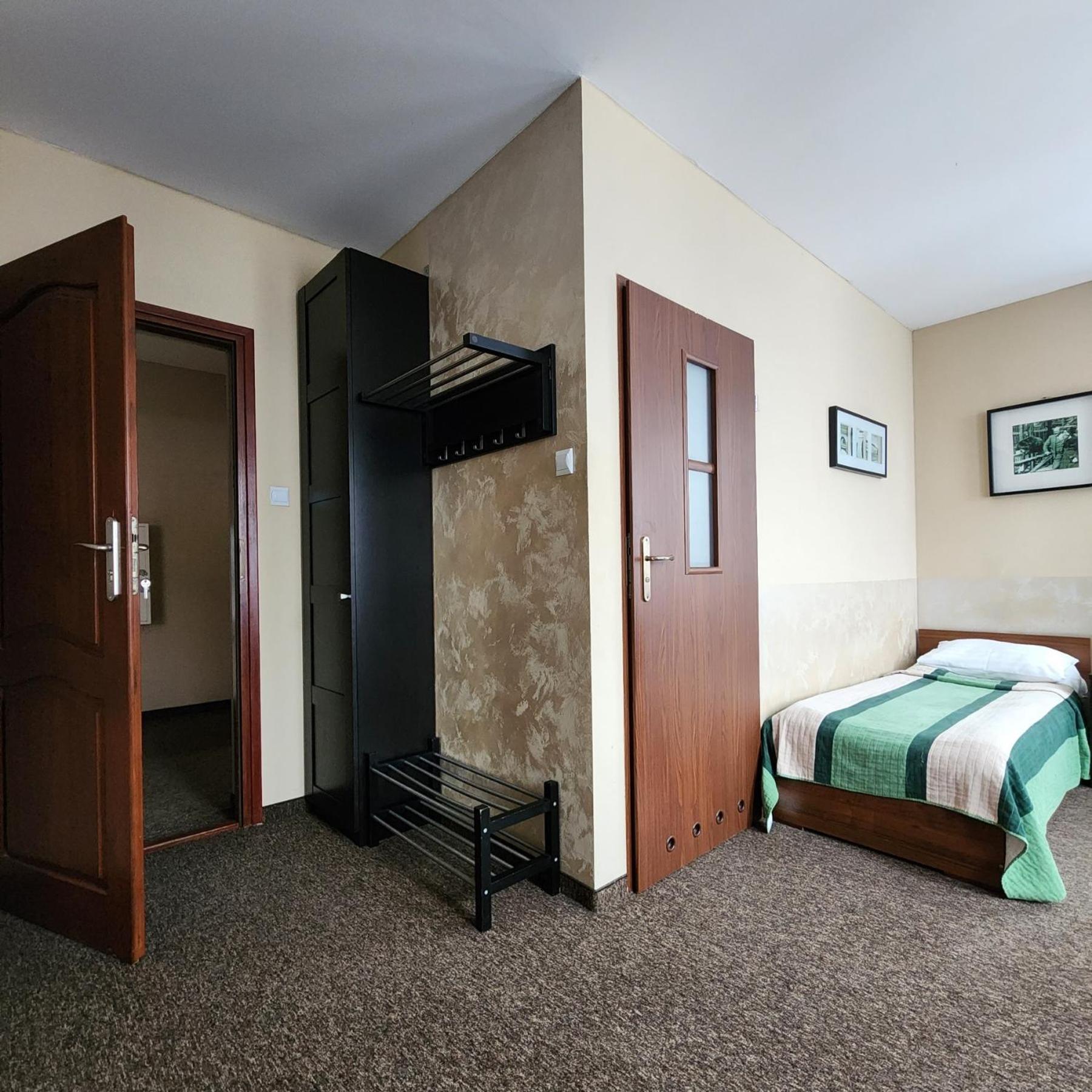 Hostel Zamosc - Pokoje Goscinne - Bezplatny Parking Exteriér fotografie